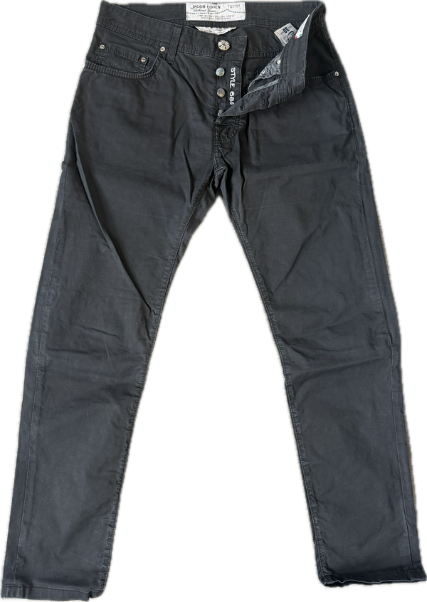 Jacob Cohën Style 688 - Storlek 30 (Svart)