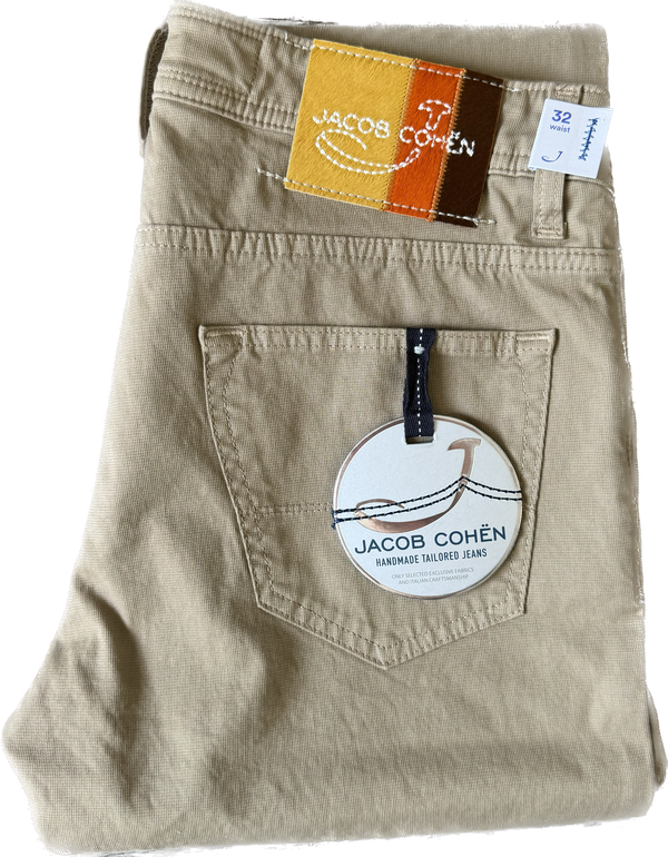 Jacob Cohën style 622 - (Size 31 / Size 32)  Beige (New)