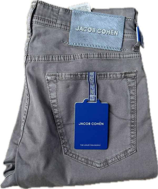 Jacob Cohën Bard - Storlek 33 (Grå) Ny